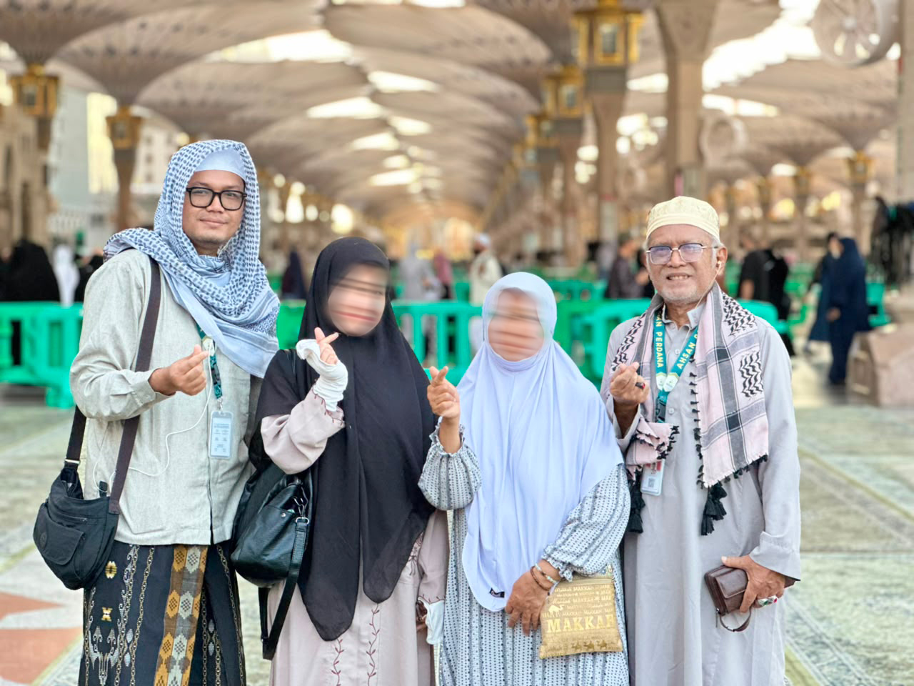 Jamaah Ahsan Perdana Masjid Nabawi